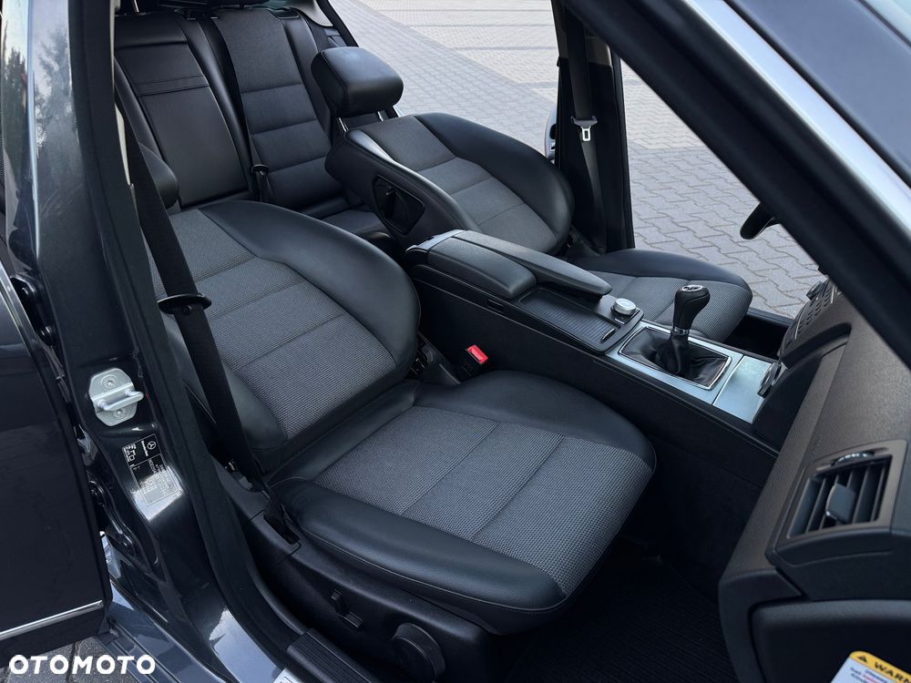 Mercedes-Benz Klasa C 180 BlueEFFICIENCY Avantgarde - 7