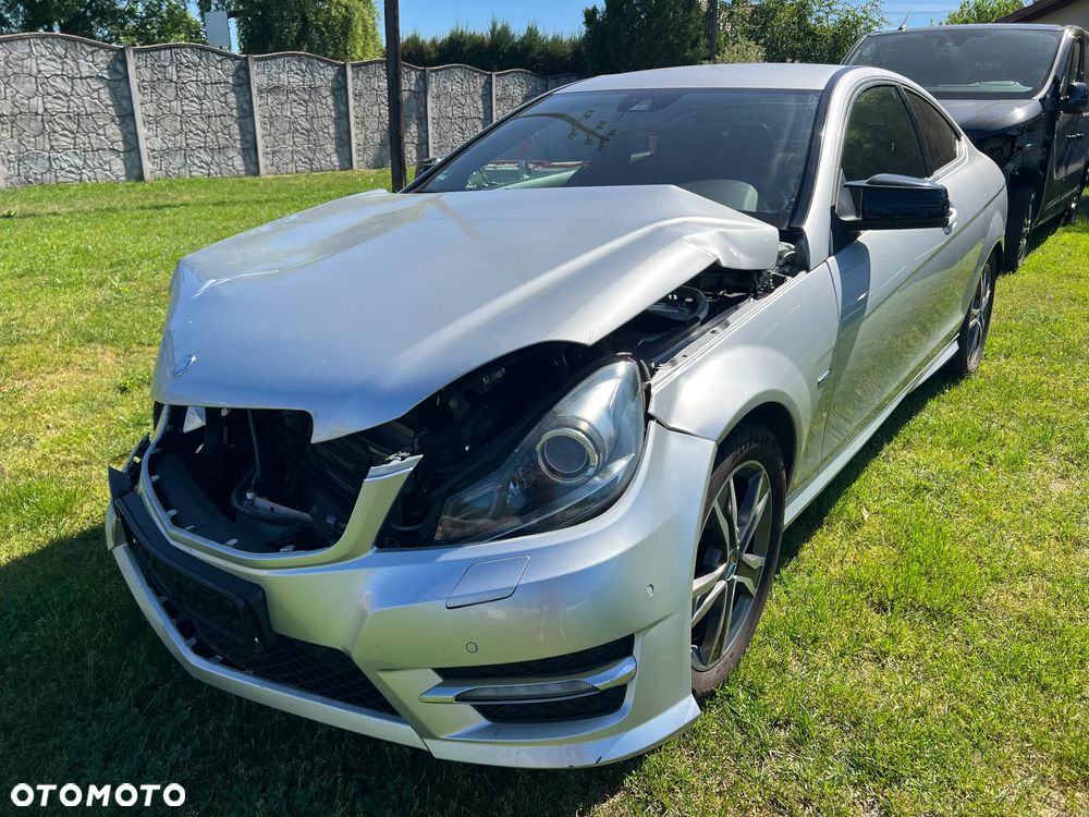 Mercedes-Benz Klasa C 250 7G-TRONIC Edition - 8