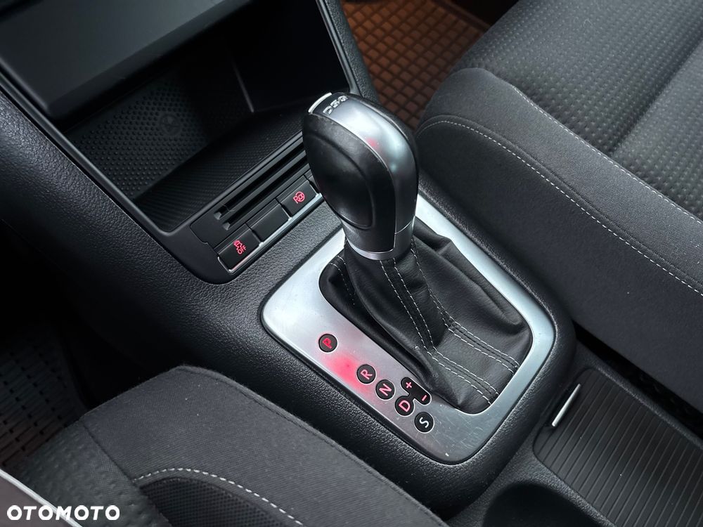Volkswagen Golf Plus - 14