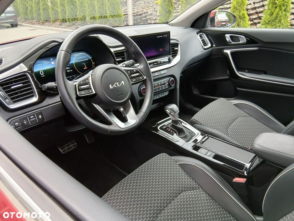 Kia Ceed - 15