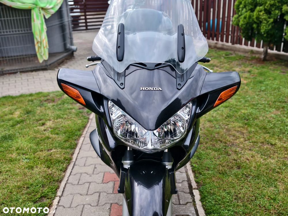 Honda ST - 17