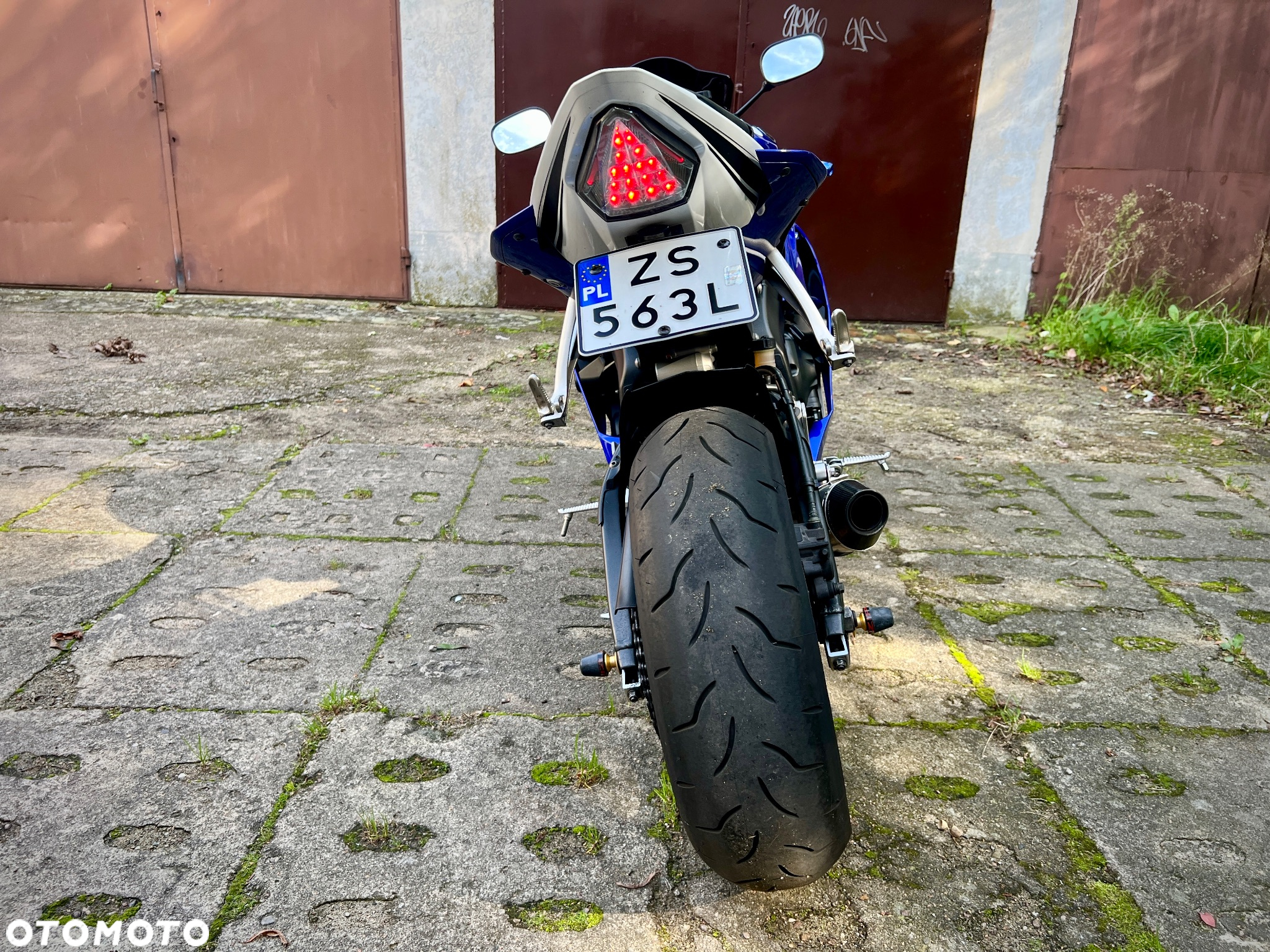 Yamaha R6 - 10