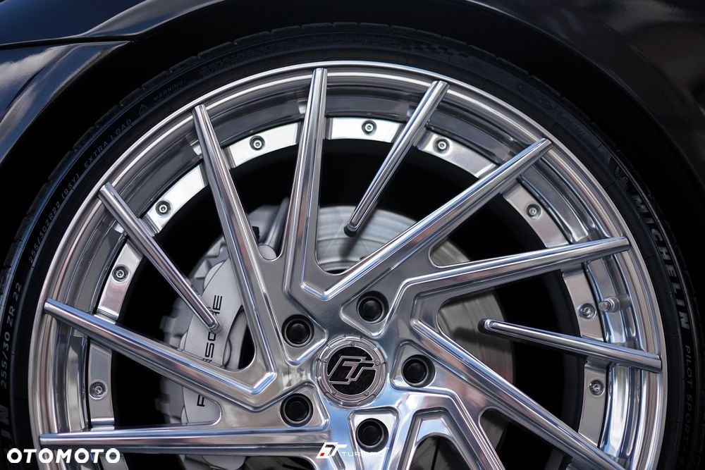 Porsche Panamera 4S - 5