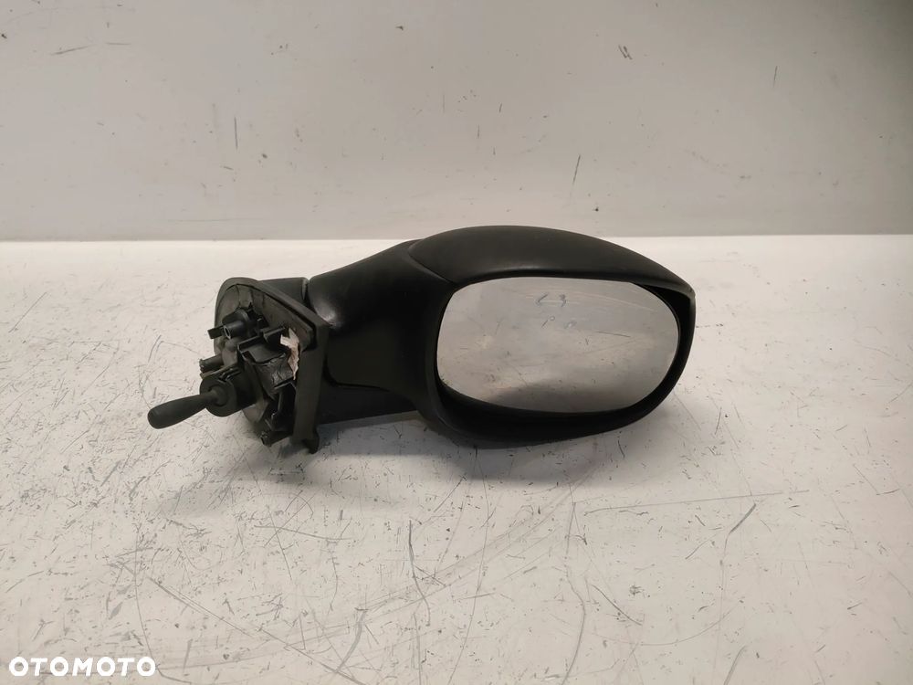 Citroen C3 I 02- LUSTERKO PRAWY PRZÓD MANUALNE