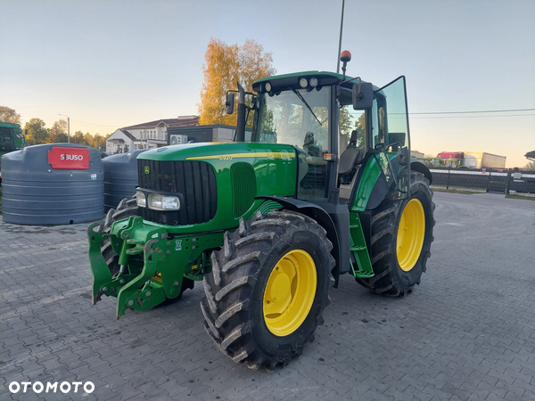 John Deere 6920