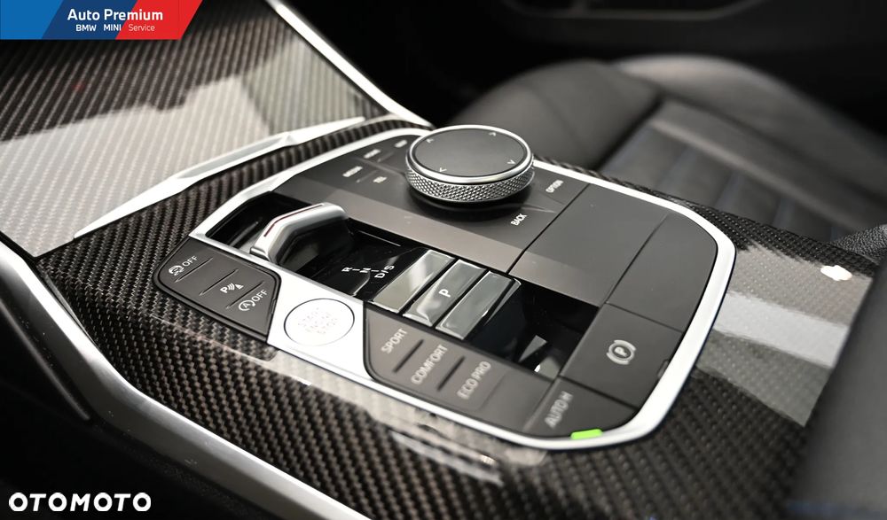 BMW Seria 3 330i xDrive M Sport - 9