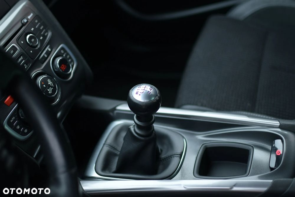 Citroën C4 1.6 HDi Impress - 13