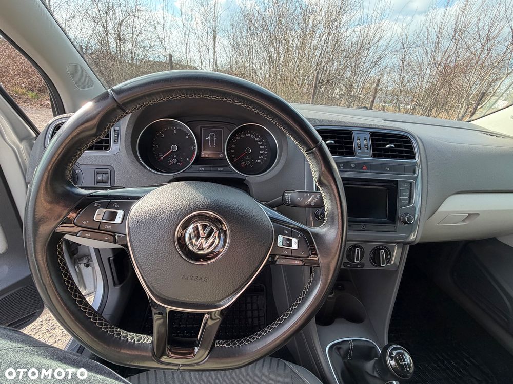 Volkswagen Polo 1.4 TDI BMT Highline - 8