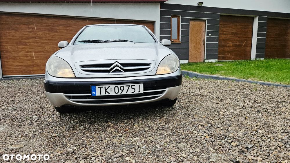 Citroën Xsara 1.6i SX - 1