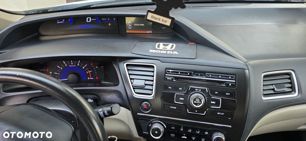 Honda Civic 1.8 Executive - 24