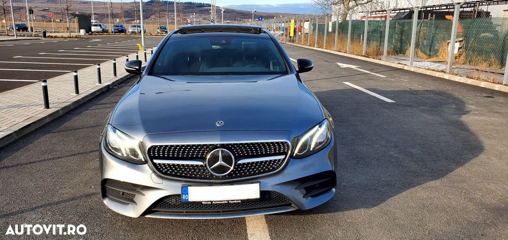 Mercedes-Benz E 220 d 4Matic T 9G-TRONIC AMG Line - 5