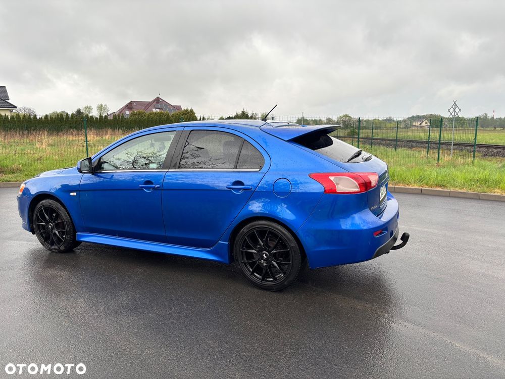 Mitsubishi Lancer 1.8 Intense - 3