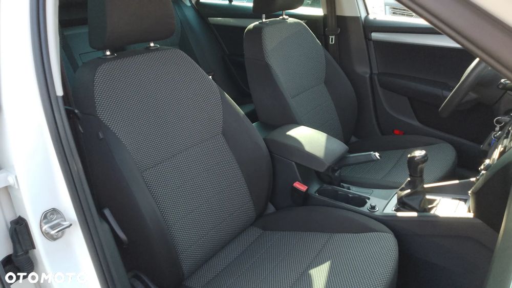 Skoda Octavia 1.6 TDI Edition - 23