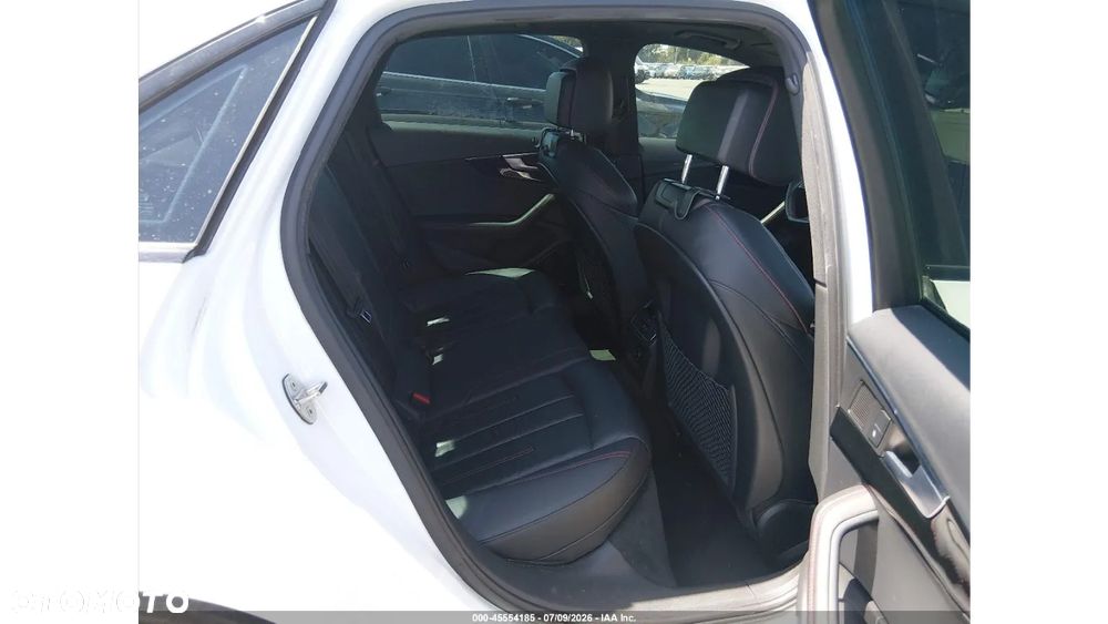 Audi A4 Limousine - 9