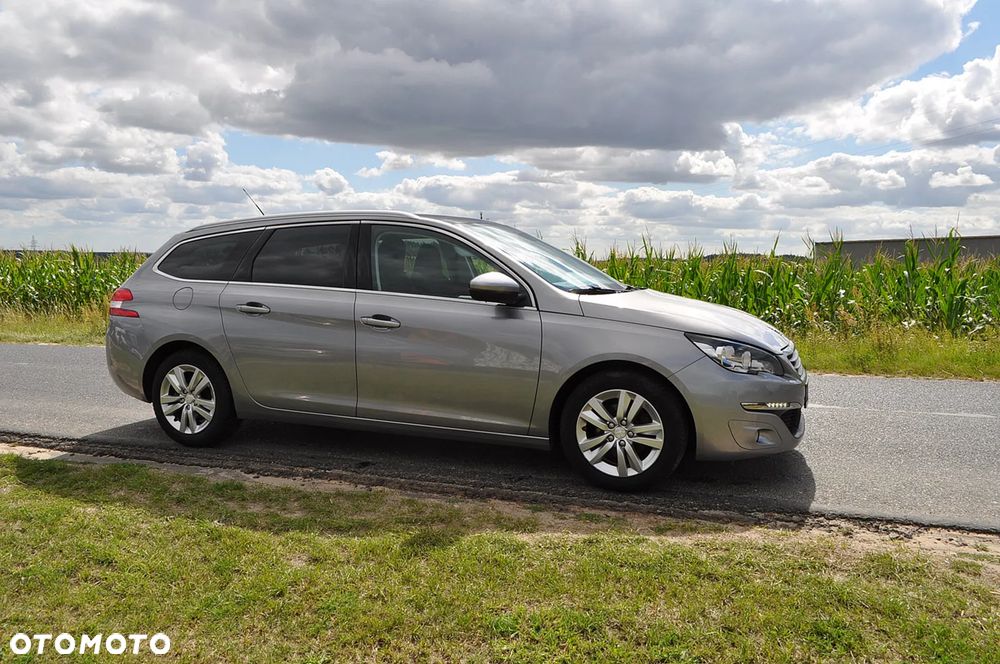Peugeot 308 1.6 BlueHDi Allure S&S - 2
