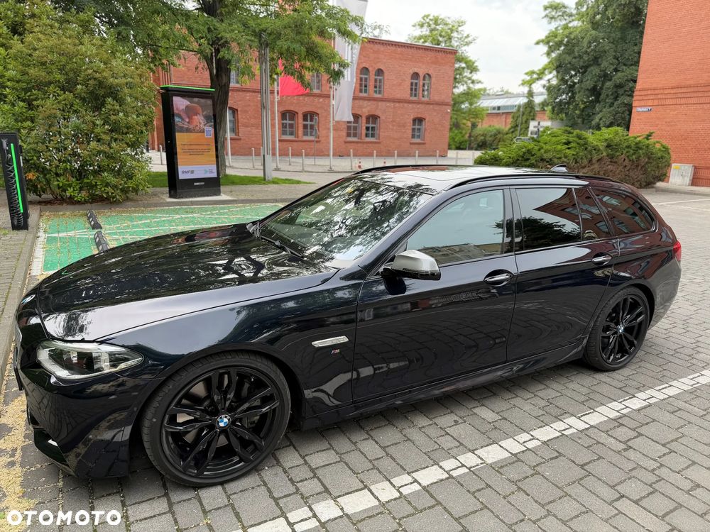 BMW Seria 5 M550d xDrive - 17