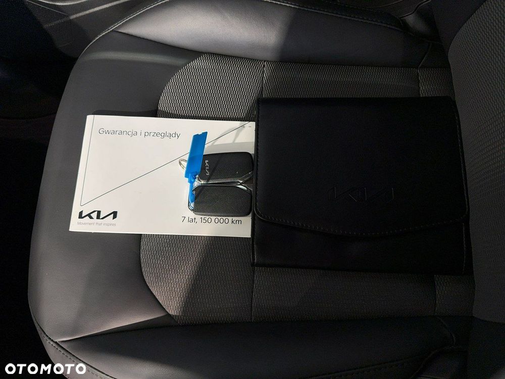 Kia Niro - 38
