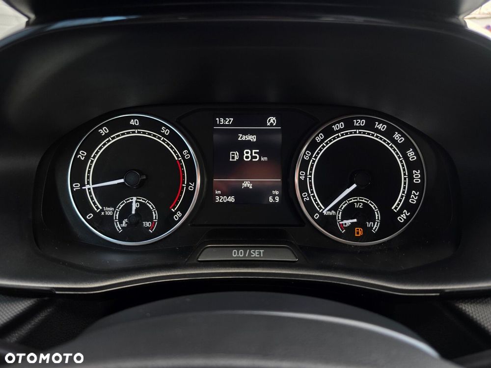 Skoda Fabia 1.0 TSI Ambition - 11