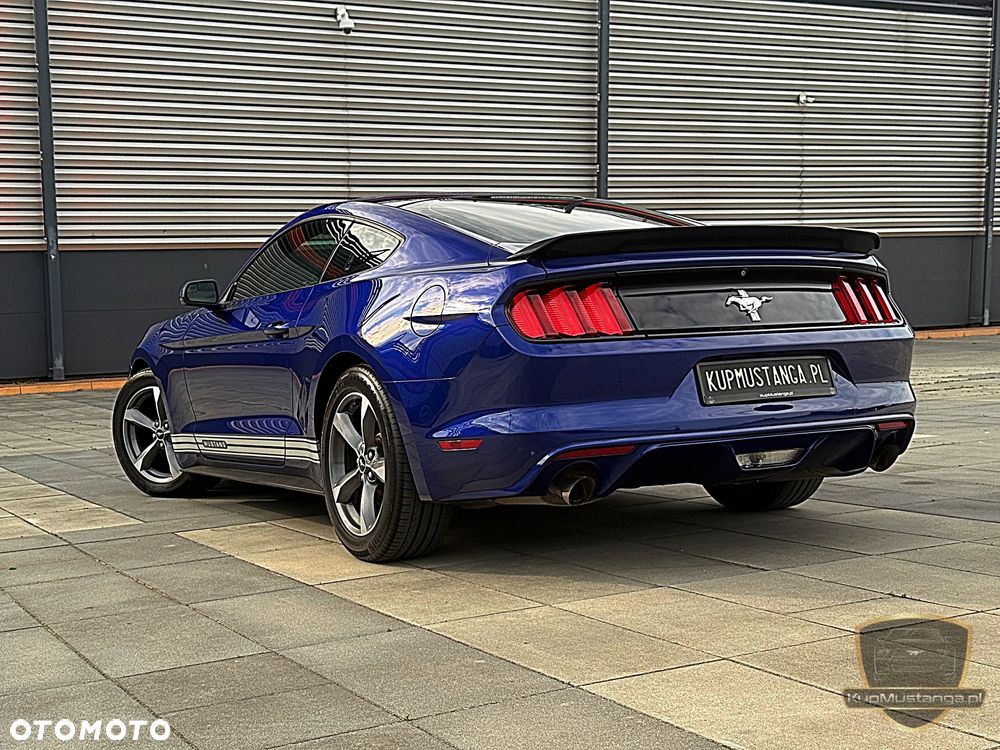 Ford Mustang - 26