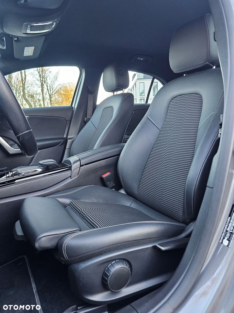 Mercedes-Benz Klasa A 200 d AMG Line 8G-DCT - 17