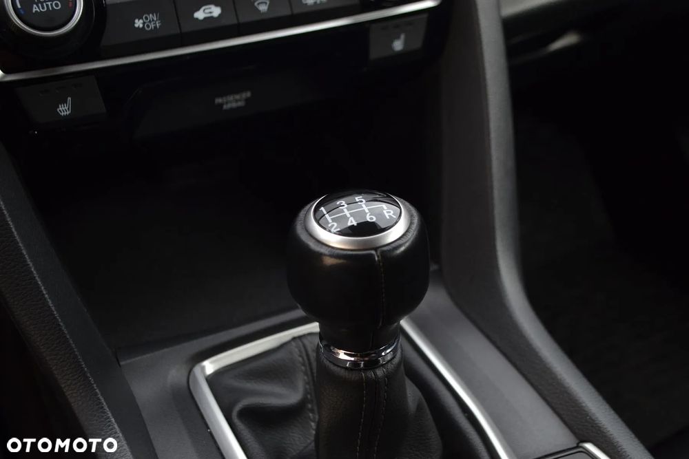 Honda Civic 1.5 T Sport (Navi) - 23