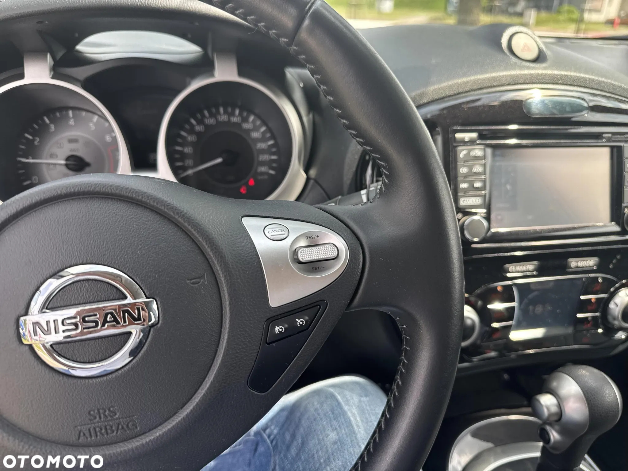Nissan Juke 1.6 N-Connecta Xtronic - 17