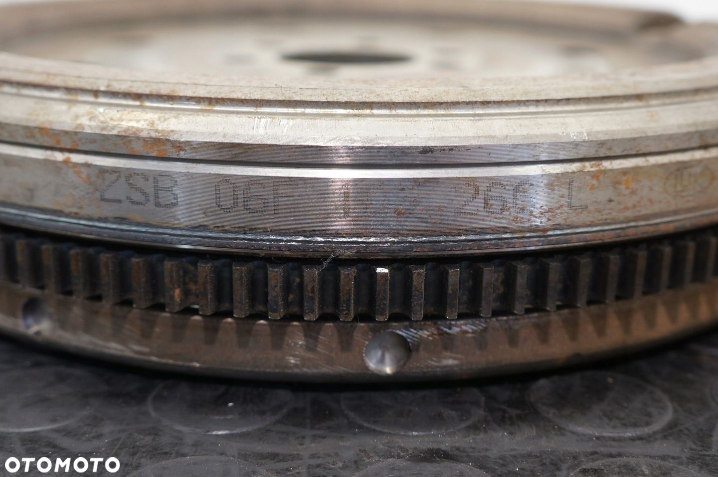 KOŁO ZAMACHOWE AUDI A4 B7 A6 C6 2,0TFSI 06F105266L - 4