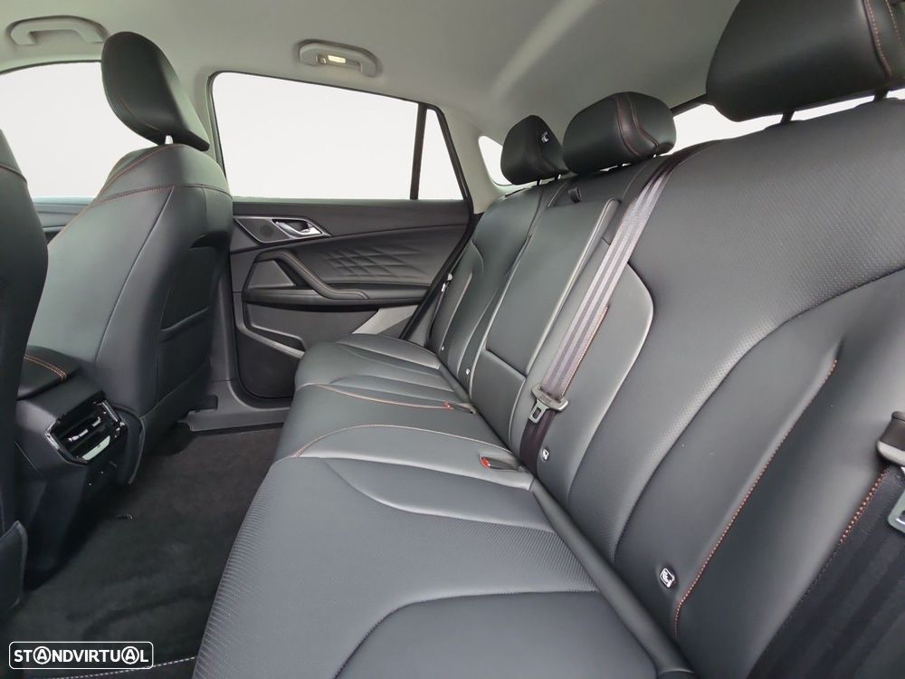 MG HS 1.5 Plug-in Hybrid Luxury - 14