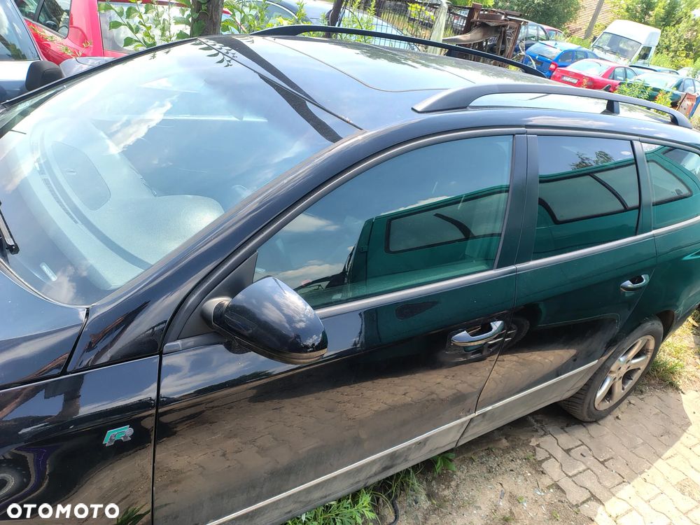Volkswagen Passat 2.0 TDI Comfortline DSG - 4