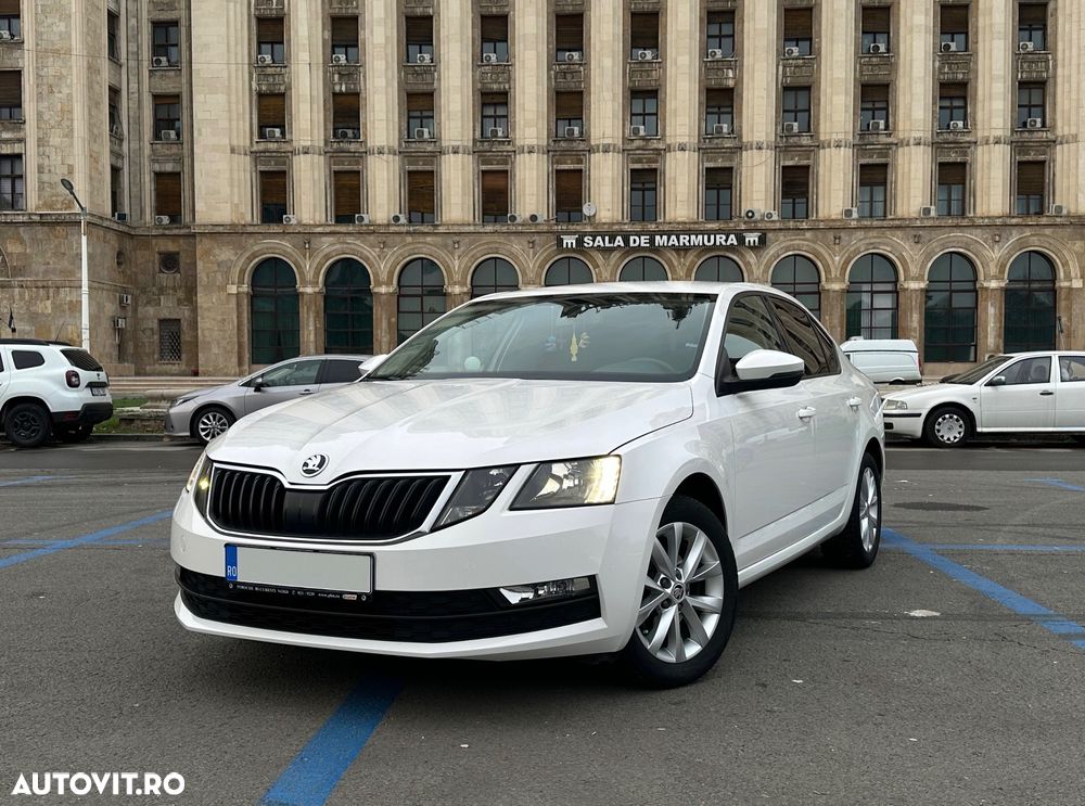 Skoda Octavia 1.6 TDI Ambition - 1