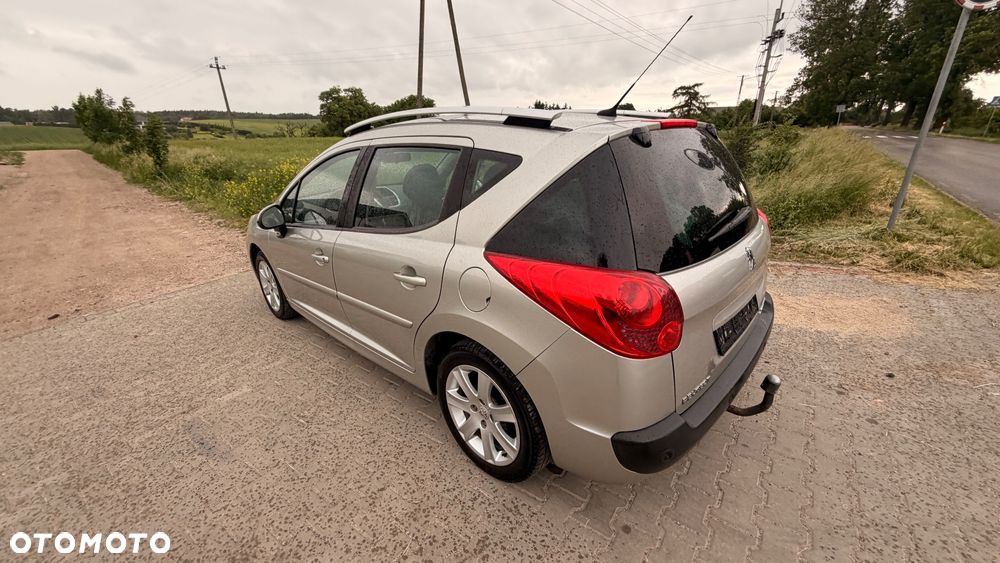 Peugeot 207 1.4 Trendy - 21