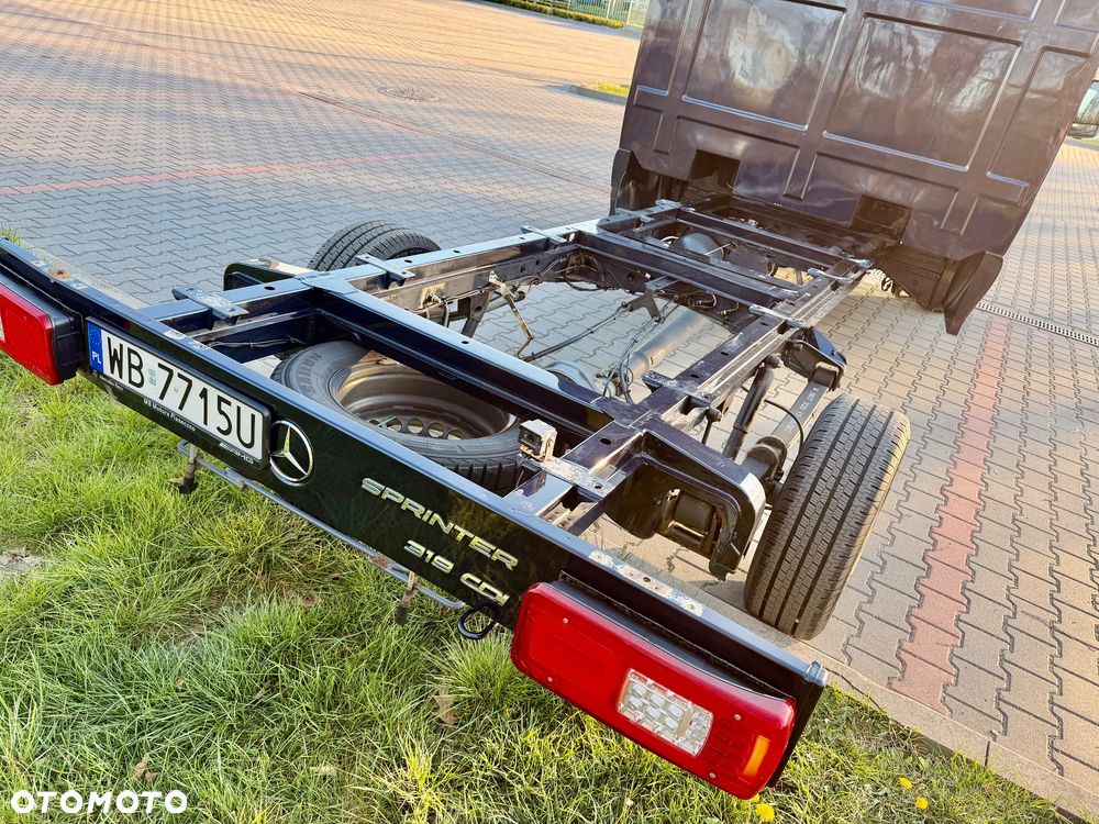 Mercedes-Benz Sprinter 319 3.0 V6 Automat podwozie - 17