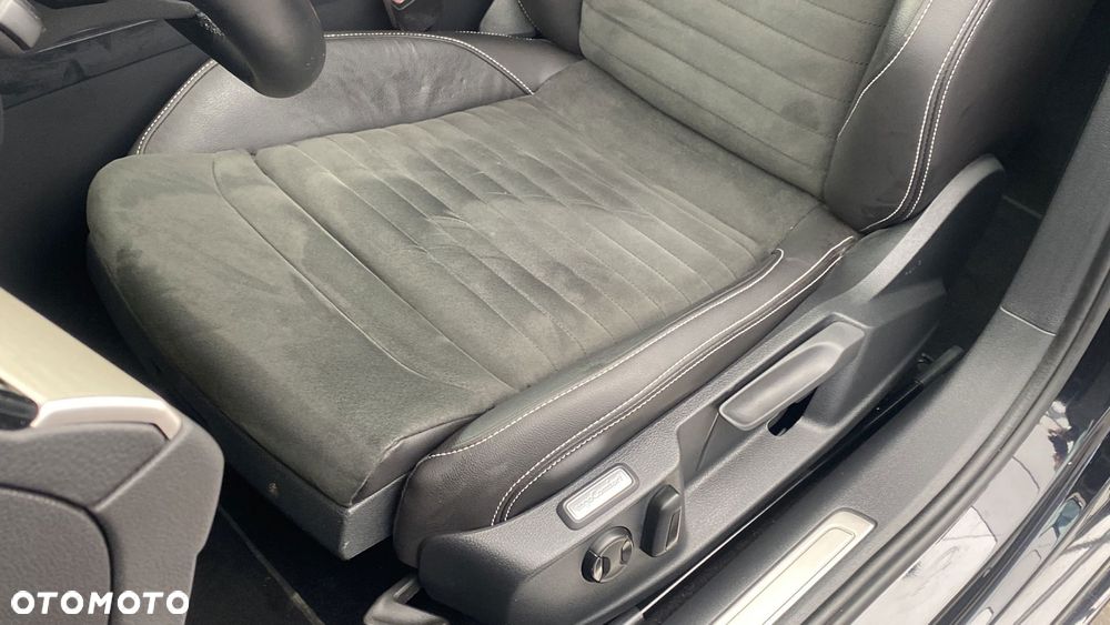 Volkswagen Passat - 18