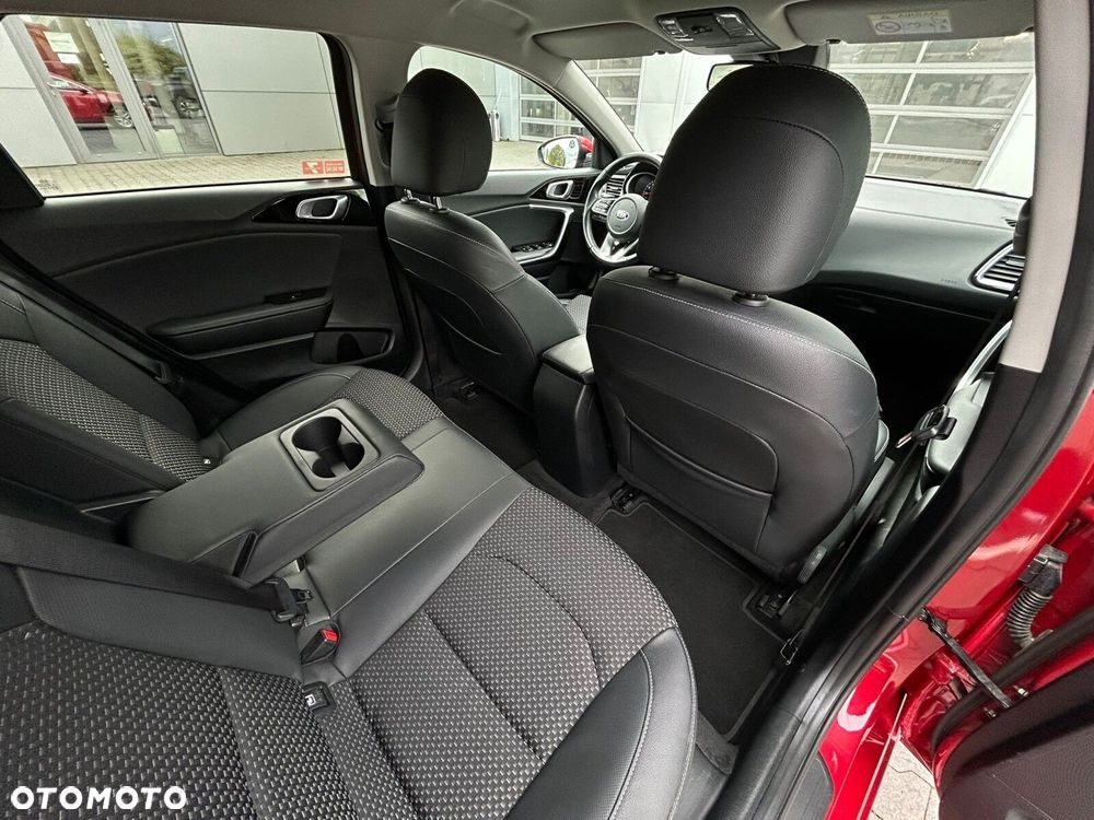 Kia Ceed 1.4 T-GDI L Business Line - 8