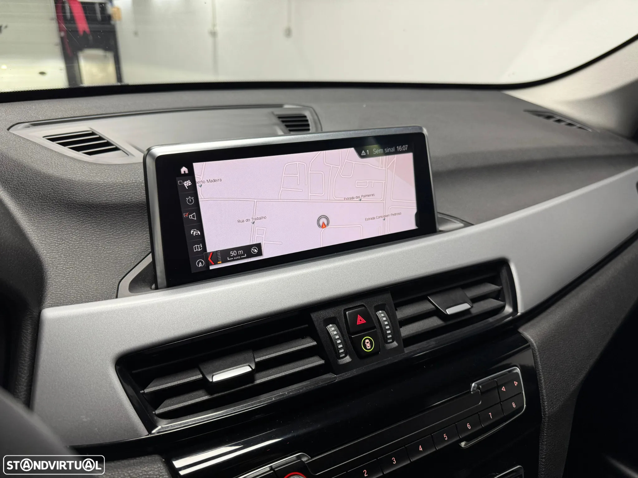 BMW X1 16 d sDrive Advantage - 11
