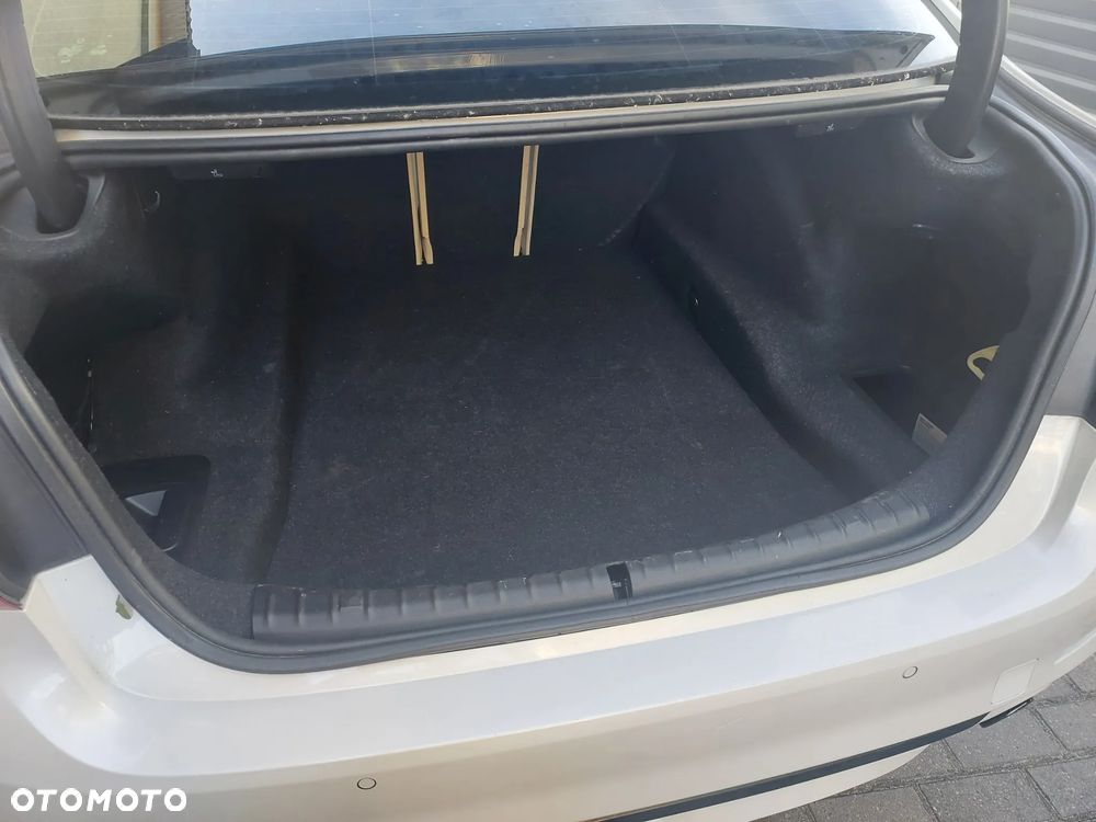 BMW Seria 5 530i GPF Sport Line sport - 21