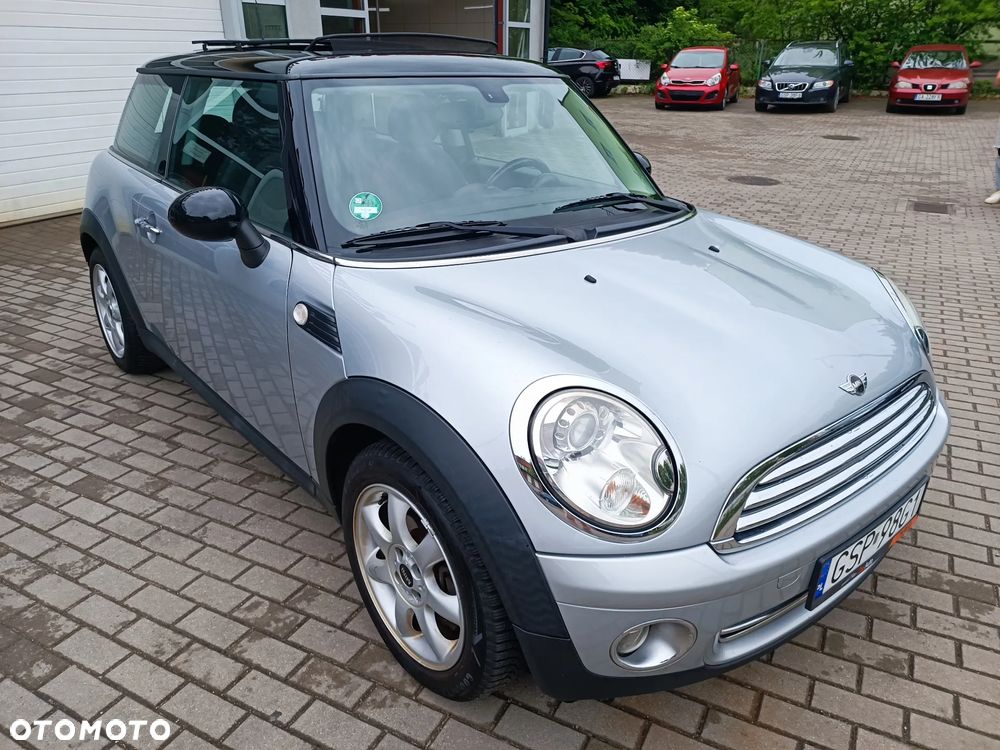 MINI Cooper Standard - 10