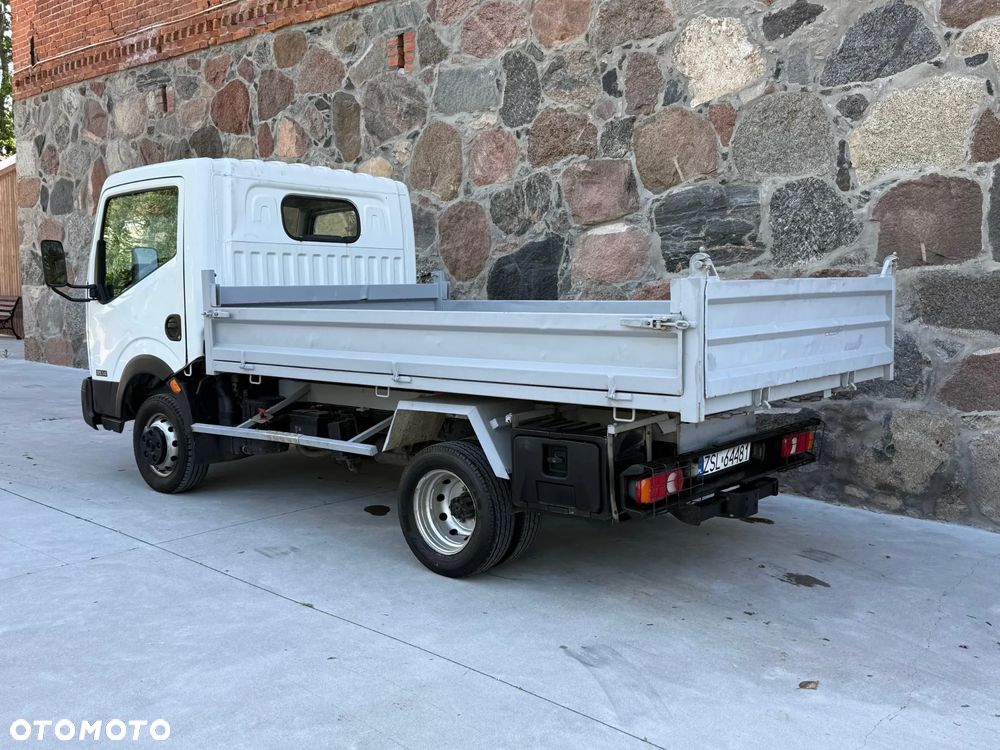 Nissan CABSTAR - 6