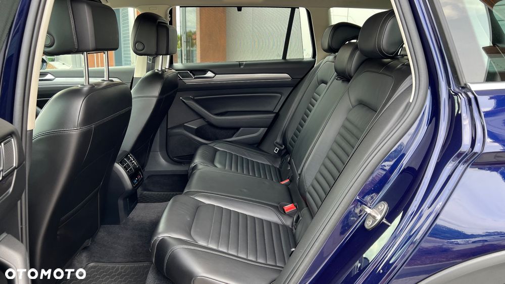 Volkswagen Passat Alltrack 2.0 TDI SCR 4Mot DSG - 6