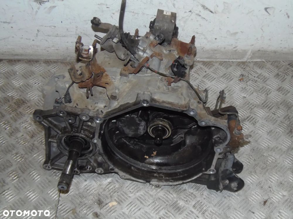 SKRZYNIA BIEGÓW MITSUBISHI OUTLANDER I 2.0 B MANUAL W5M421ZB1 - 1