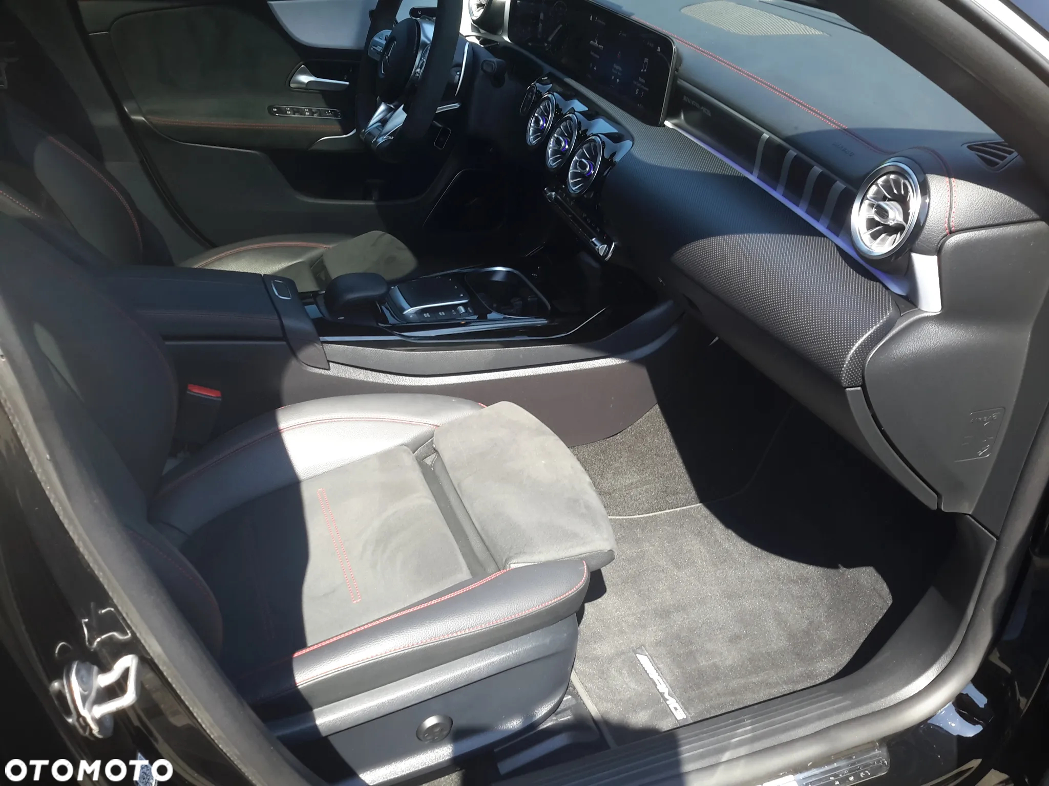 Mercedes-Benz CLA AMG 35 4Matic AMG Speedshift 7G-DCT - 8
