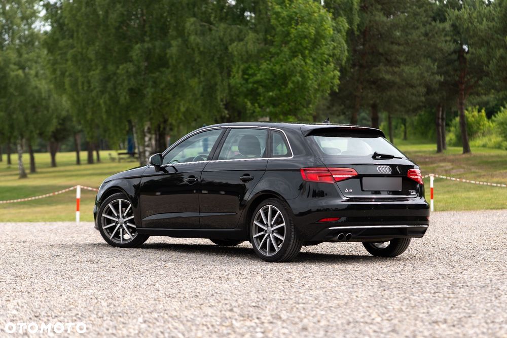Audi A3 Sportback - 3