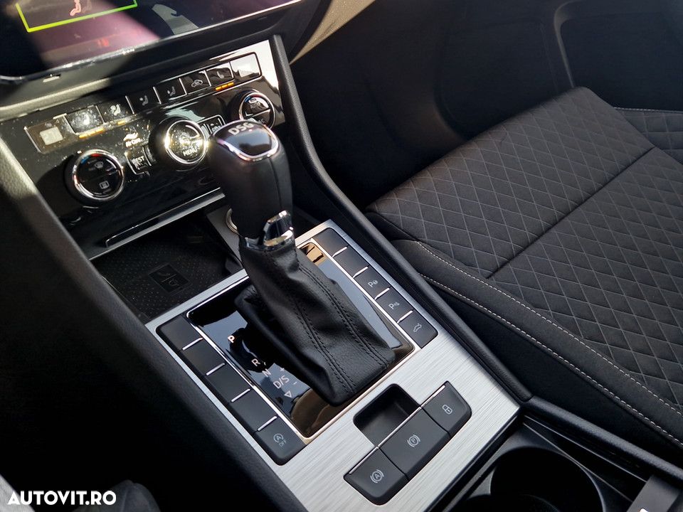 Skoda Superb 2.0 TDI DSG Ambition - 18