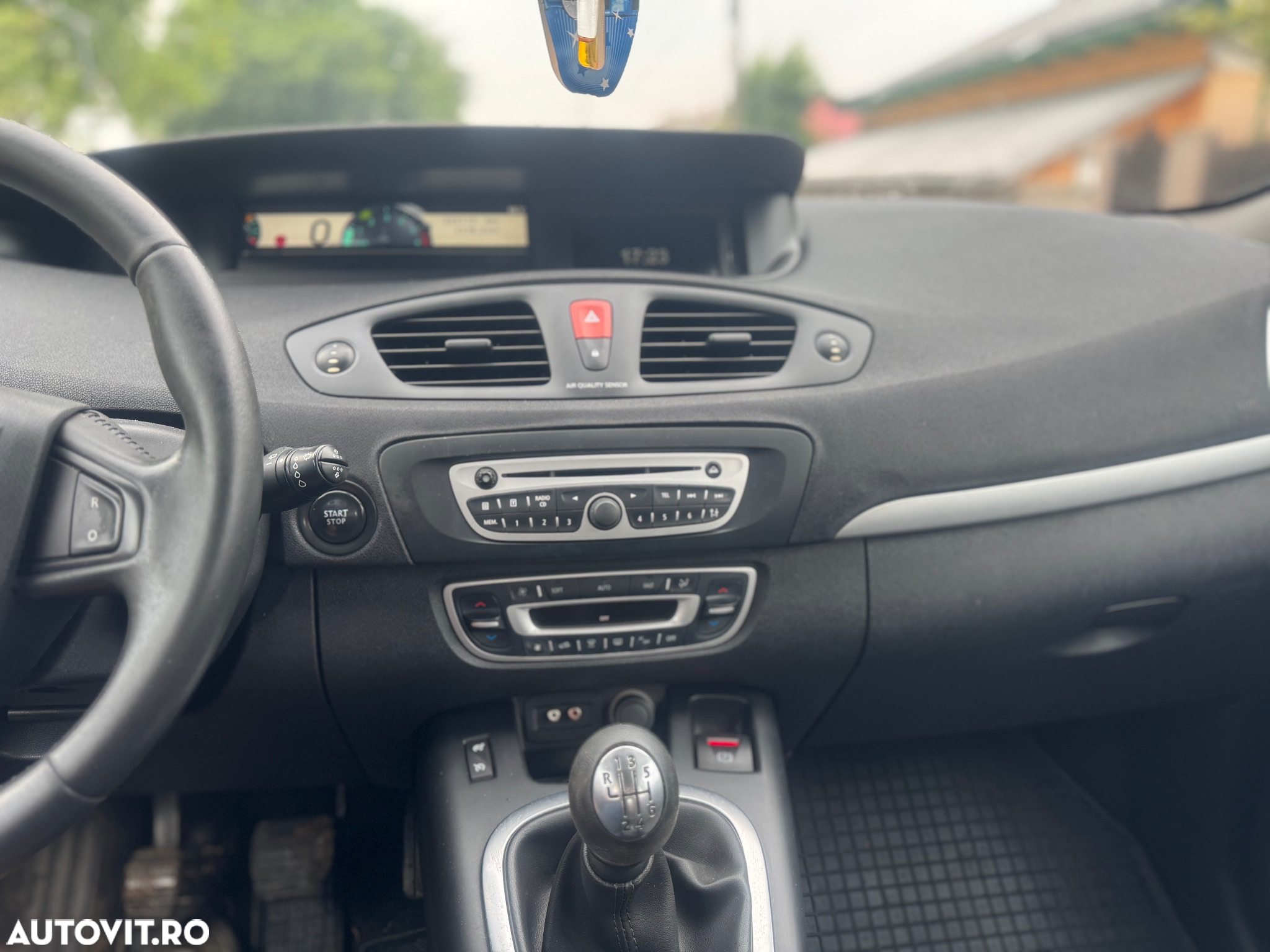 Renault Scenic 1.5dCi Expression - 8