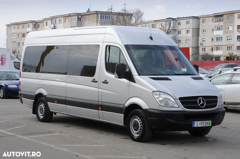 Mercedes-Benz Sprinter - 2