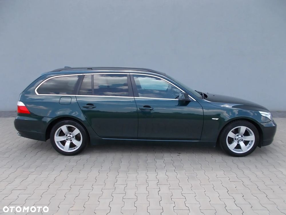 BMW Seria 5 525d - 7