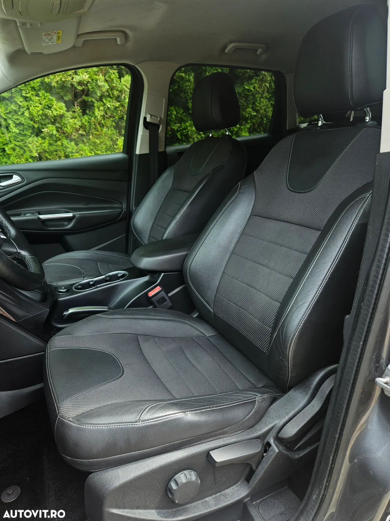 Ford Kuga 2.0 TDCi Powershift 4WD Trend - 8