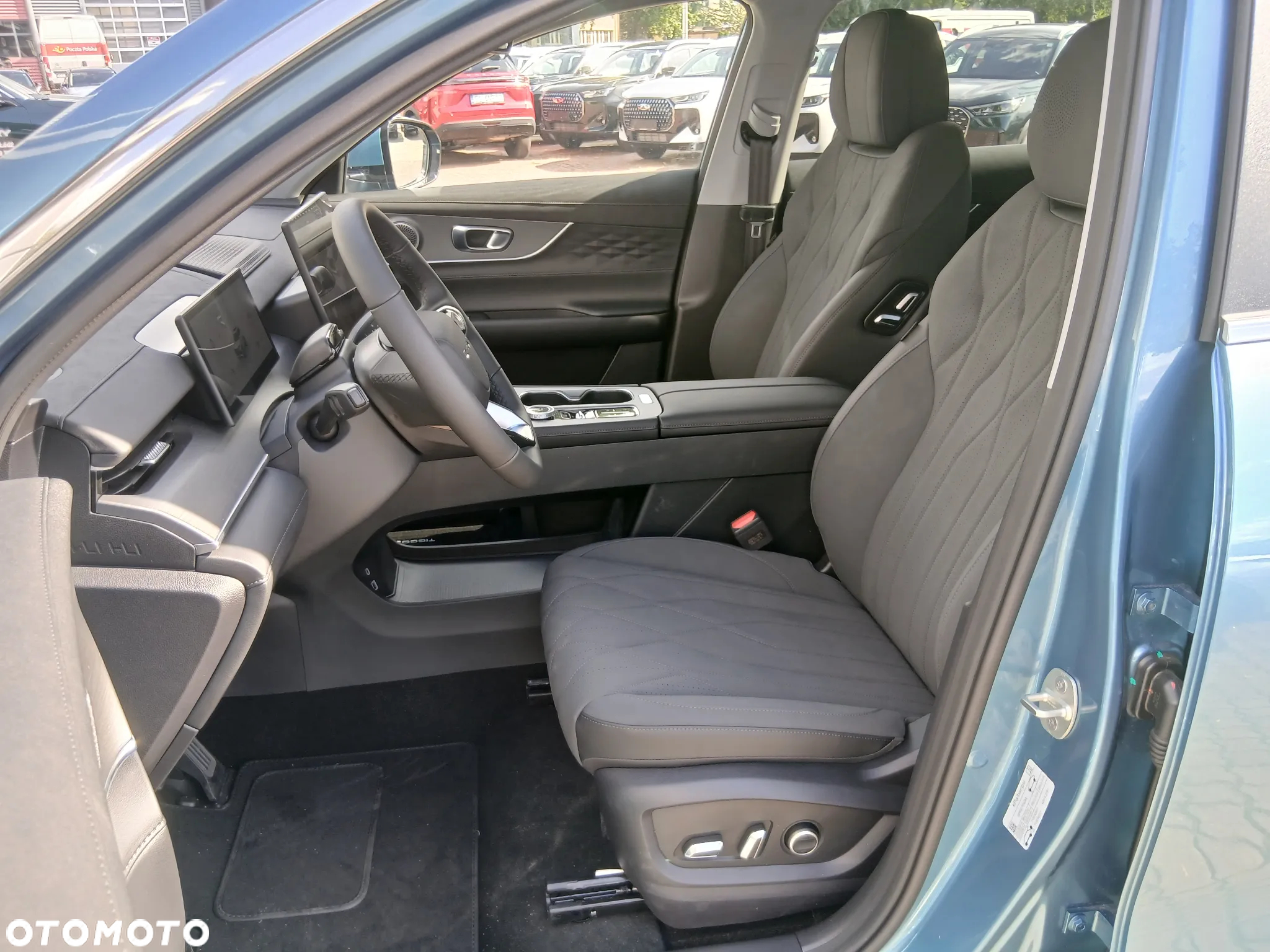 Chery Tiggo 8 - 10
