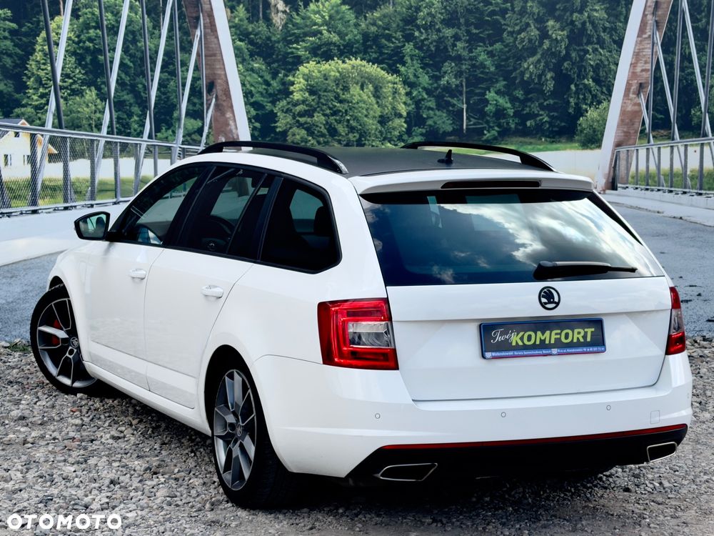Skoda Octavia 2.0 TDI DSG RS - 14