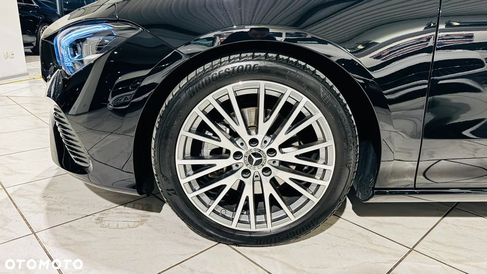 Mercedes-Benz CLA 180 Progressive 7G-DCT - 9